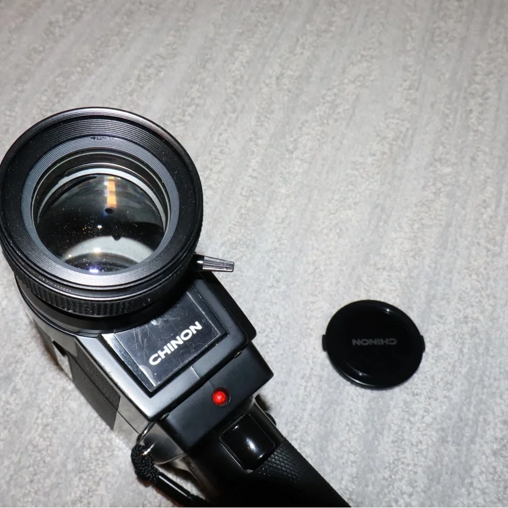 607 XL Black Video Camera
